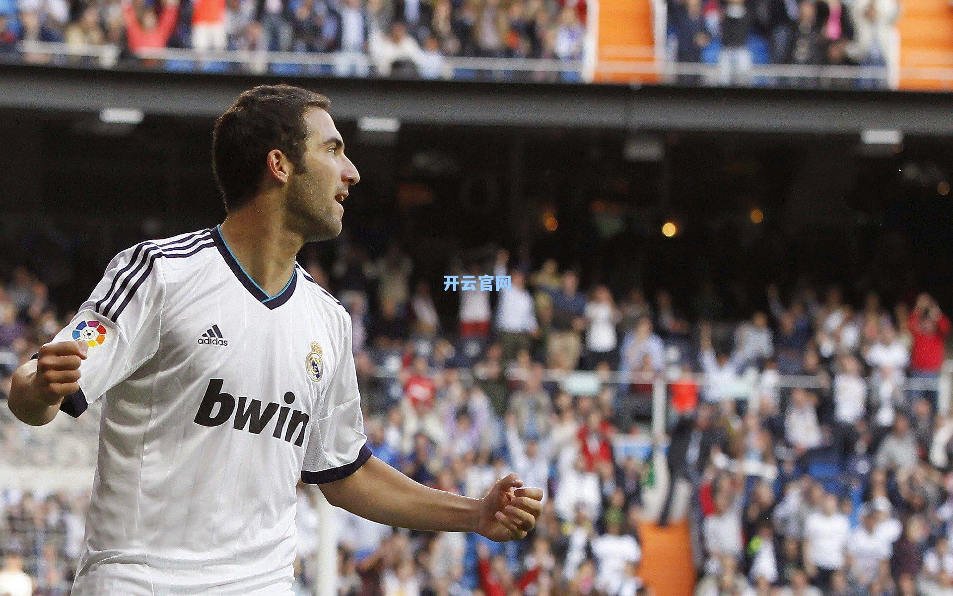 克莱·汤普森单节37分神迹领衔,NBA五项单节纪录全解析